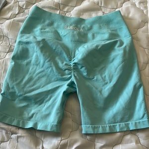 Aurola scrunch shorts